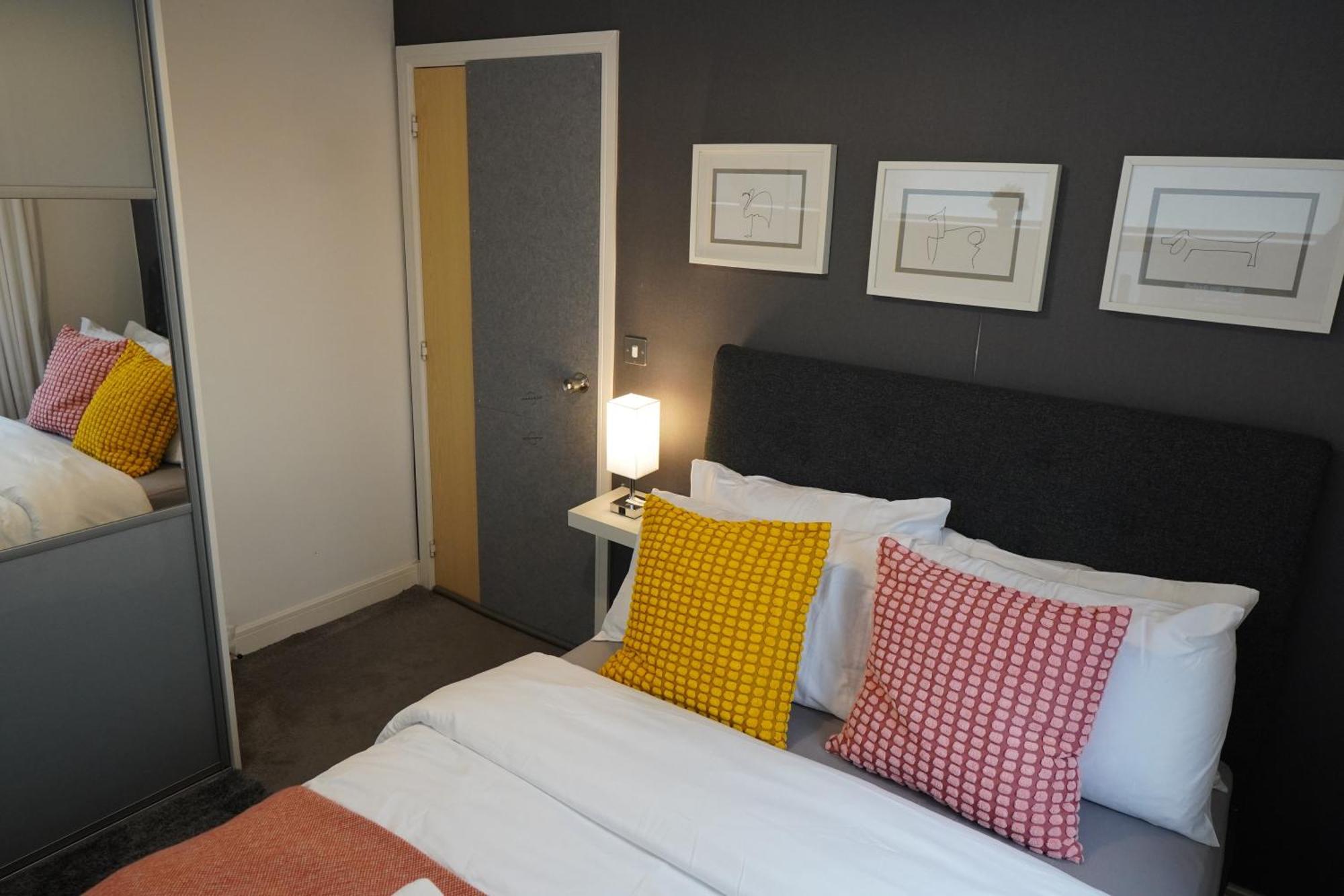 Luxury Rooms - Pick A Room - Free Parking & Kitchen Access, Near Etihad Stadium, The Coop Live & Piccadilly Station, Mánchester Exterior foto